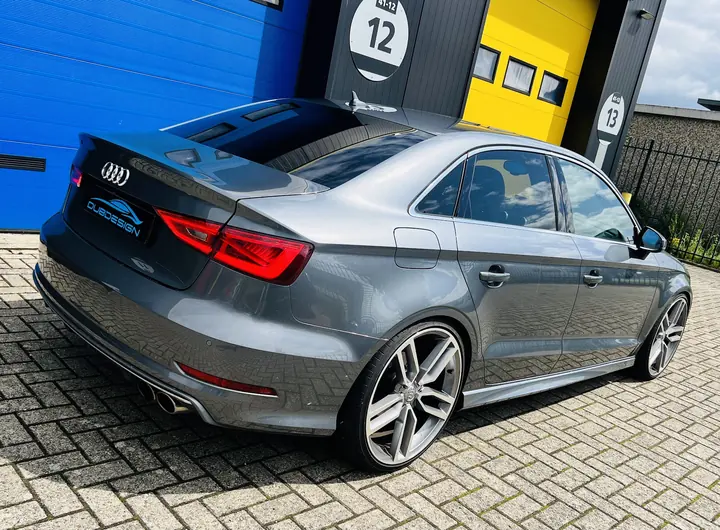 Audi S3 Limousine, achter geblindeerd